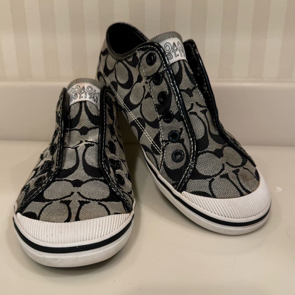 Coach Kira Laceless Slip On Sneakers Jacquard Black White Logo - Picture 10 of 16